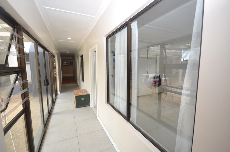 5 Bedroom Property for Sale in Bonnie Doone Eastern Cape